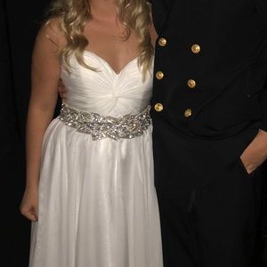 JOVANI white prom/formal/wedding strapless full length gown